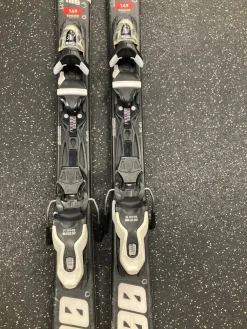 Used Rossignol PURSUIT 100 Mens DH Ski/Binding White 149 cm
