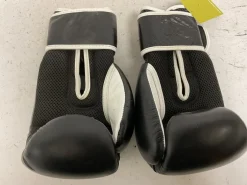 Used RUMBLE WINK Boxing Gloves Black And White Senior