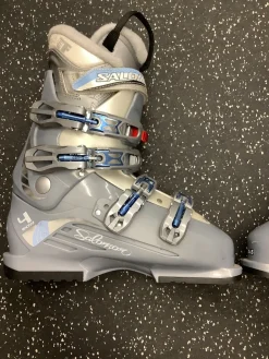 Used Salomon IRONY 4 Womens DH Ski Boot Grey 250 MP - M07 - W08