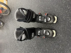 Used Salomon QUEST R80 Mens DH Ski Boot None 285 MP - M10.5 - W11.5
