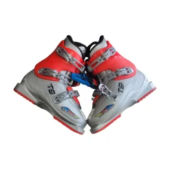 Used Salomon T2 BOOTS 24/24.5MP Boys DH Ski Boot Grey 240 MP - J06 - W07
