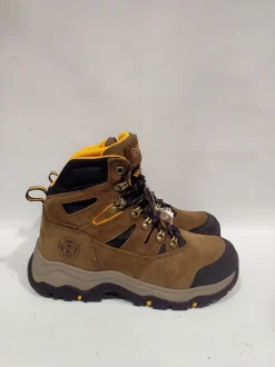 Used Senior 8 Men's Camping and Climbing Footwear