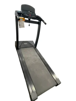 Used Smooth SMOOTH 9.2 SERIE TREADMILL Treadmill