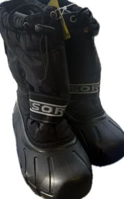 Used Snow/Hunt/Hike Boots Y
