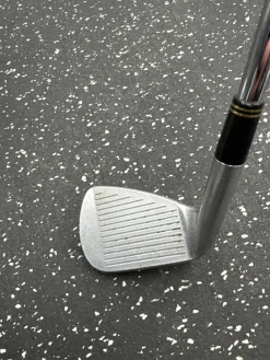 Used Srixon I-701 Golf Wedge Mens RH Pitching Wedge