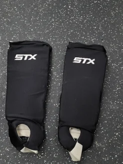 Used STX SHIN GUARDS FH Shin Guards Black 12"