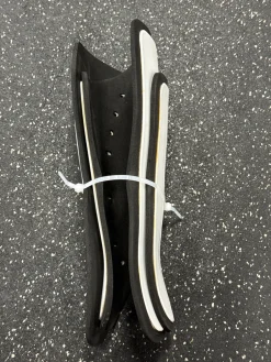 Used STX SHINS FH Shin Guards White 11"