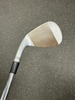 Used Taylormade MILLED GRIND 4 MG4 Golf Wedge Mens RH 52 Degree