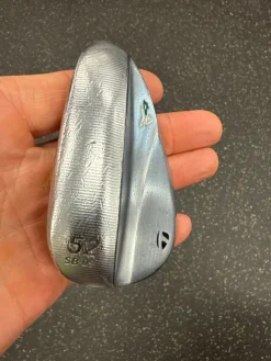Used Taylormade MILLED GRIND 4 MG4 Golf Wedge Mens RH 52 Degree