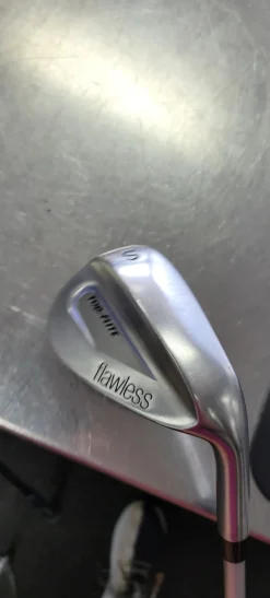 Used Top Flite FLAWLESS Golf Wedge Womens RH Sand Wedge
