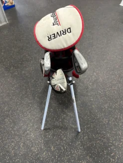 Used Tour Edge HOT LAUNCH Jr Club Set LH 4 Piece