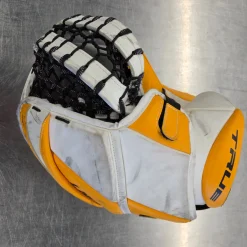 Used True L12.2 PRO RETURN GLOVE Senior Goalie Catcher White And Gold
