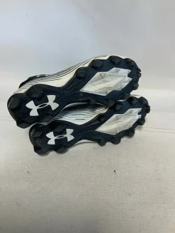 Used Under Armour Adult FB Cleats Black Senior 7