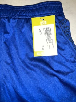 Used Under Armour LG Shorts