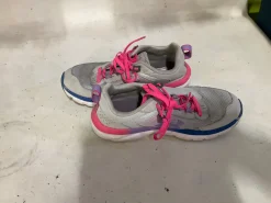 Used Under Armour Running/X-Train Shoes Y