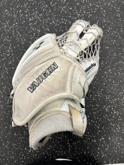 Used Vaughn VELOCITY 8 Inter Goalie Catcher White