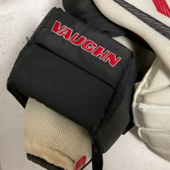 Used Vaughn VISION 9400 Senior Body Armor White/Black/Red SM
