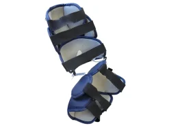 Used Vaughn V7 KNEE GUARDS INT Goalie Accessory