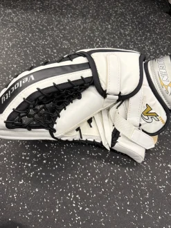Used Vaughn V5 7190 Youth Goalie Blocker White