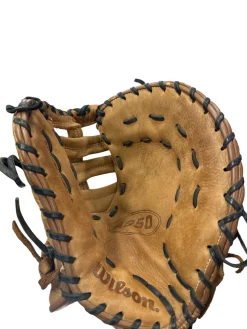 Used Wilson A950 BB/SB First Base RH Throw Brown 12