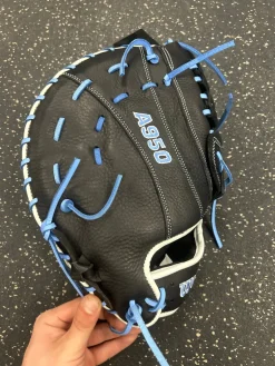 Used Wilson A950 BB/SB First Base RH Throw Black 12