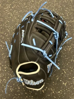 Used Wilson A950 BB/SB First Base RH Throw Black 12