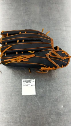 Used Wilson SP14SS RH Throw Fastpitch Gloves Black And Copper 12 1/2
