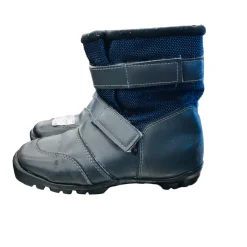 Used W 05-05.5 / JR 03.5-04 Girls' Cross Country Ski Boots