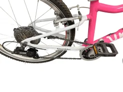 Used WOOM GO 4 Mountain Bike Girls Pink 20"